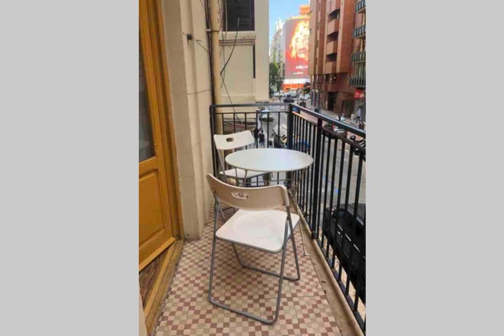 Acogedor Apartamento En Ruzafa-Centro 瓦伦西亚 外观 照片